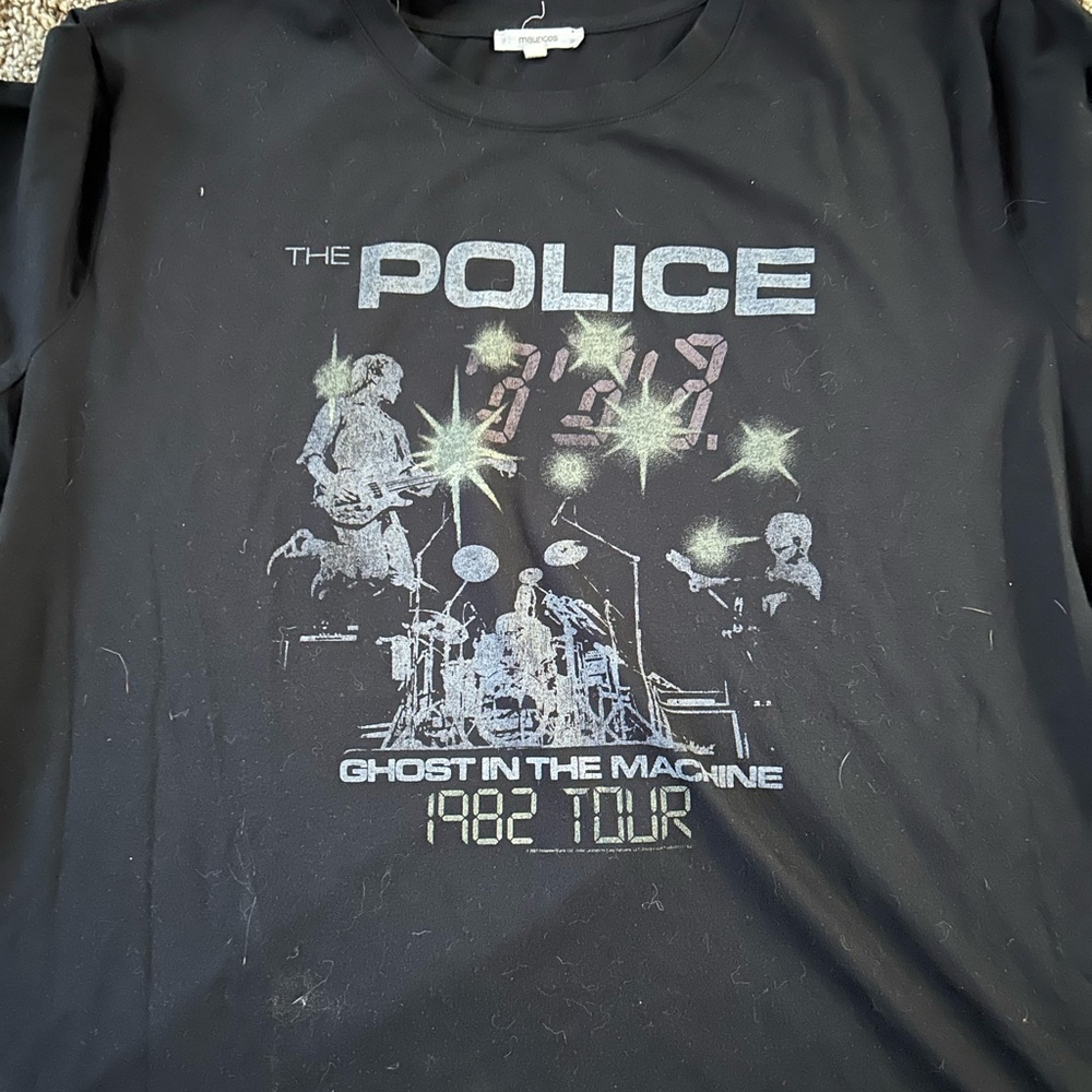 Graphic tee